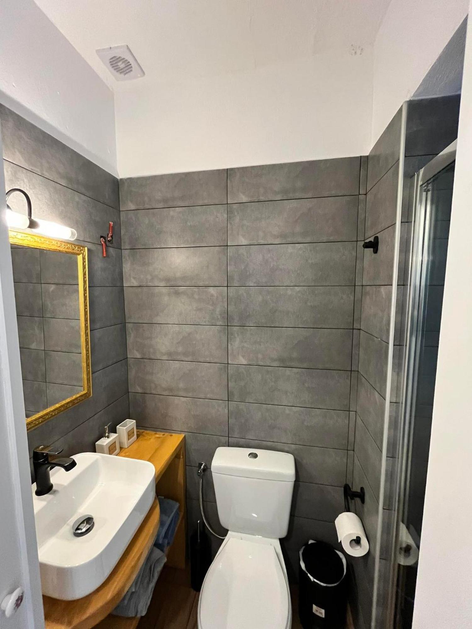 Notos Sea Front Apartment Glossa Ruang foto
